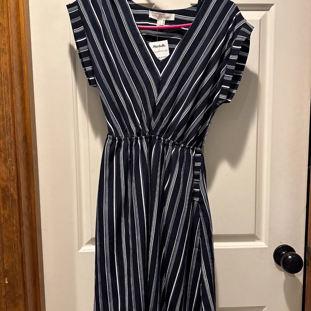 Striped dress Black and White size Small